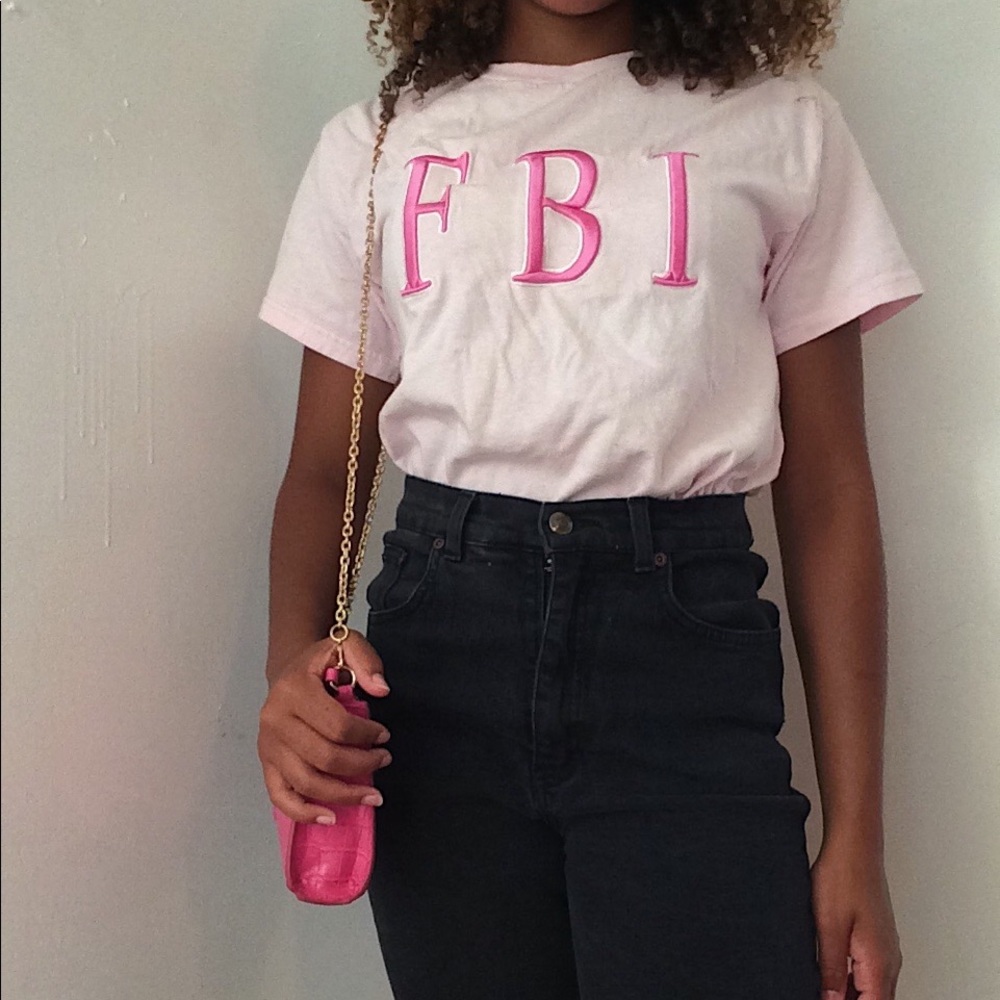 GRAPHIC TEE